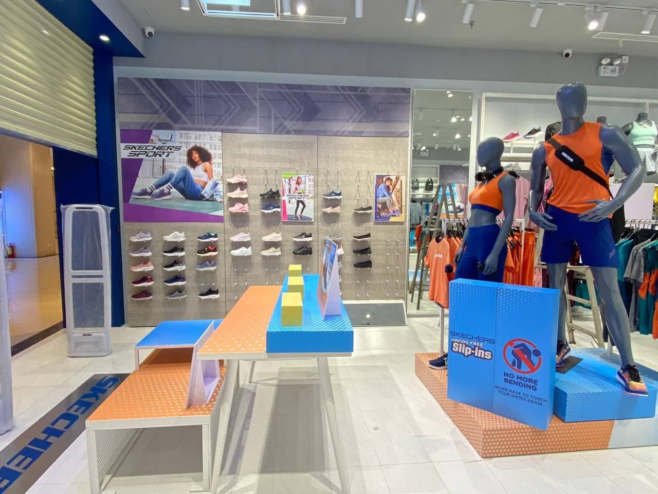 skechers-02.jpg