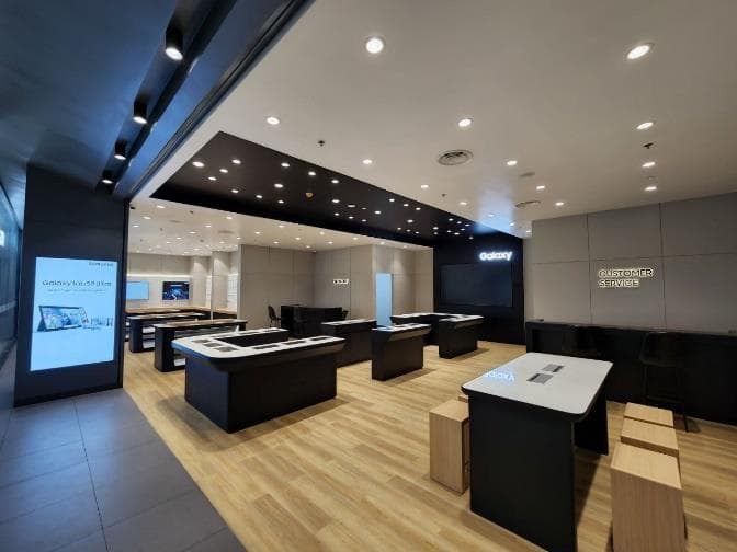 Samsung Mobile Brand Shop by VIP Decor, photo 3